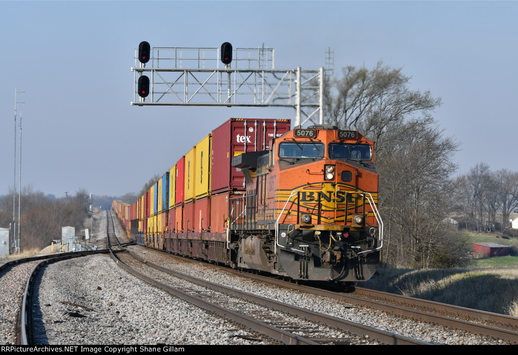 BNSF 5076